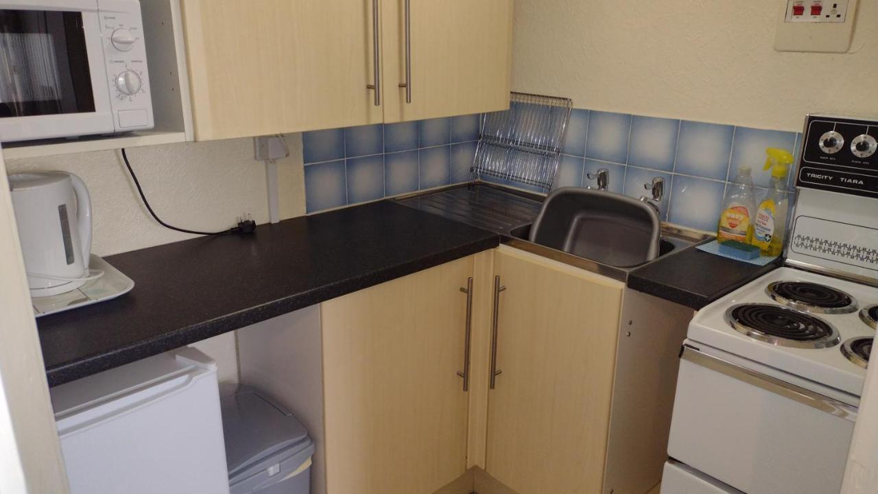 The Kathrene Holiday Flats Флитвуд Экстерьер фото